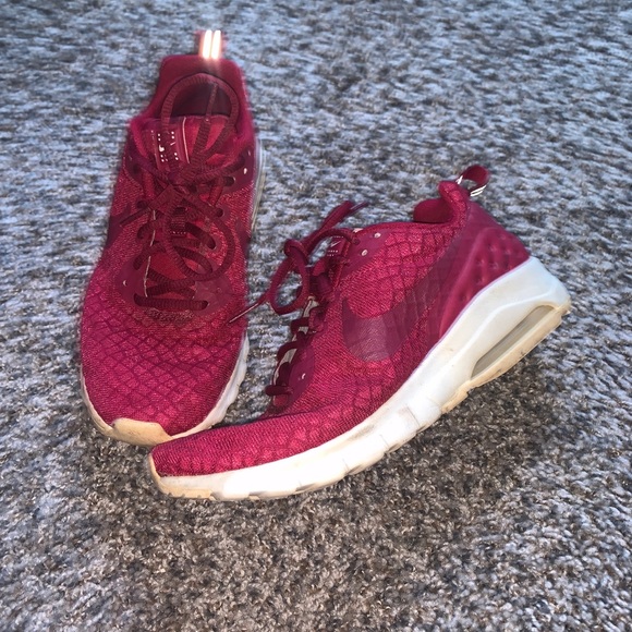 Nike Sneakers - Picture 2 of 6